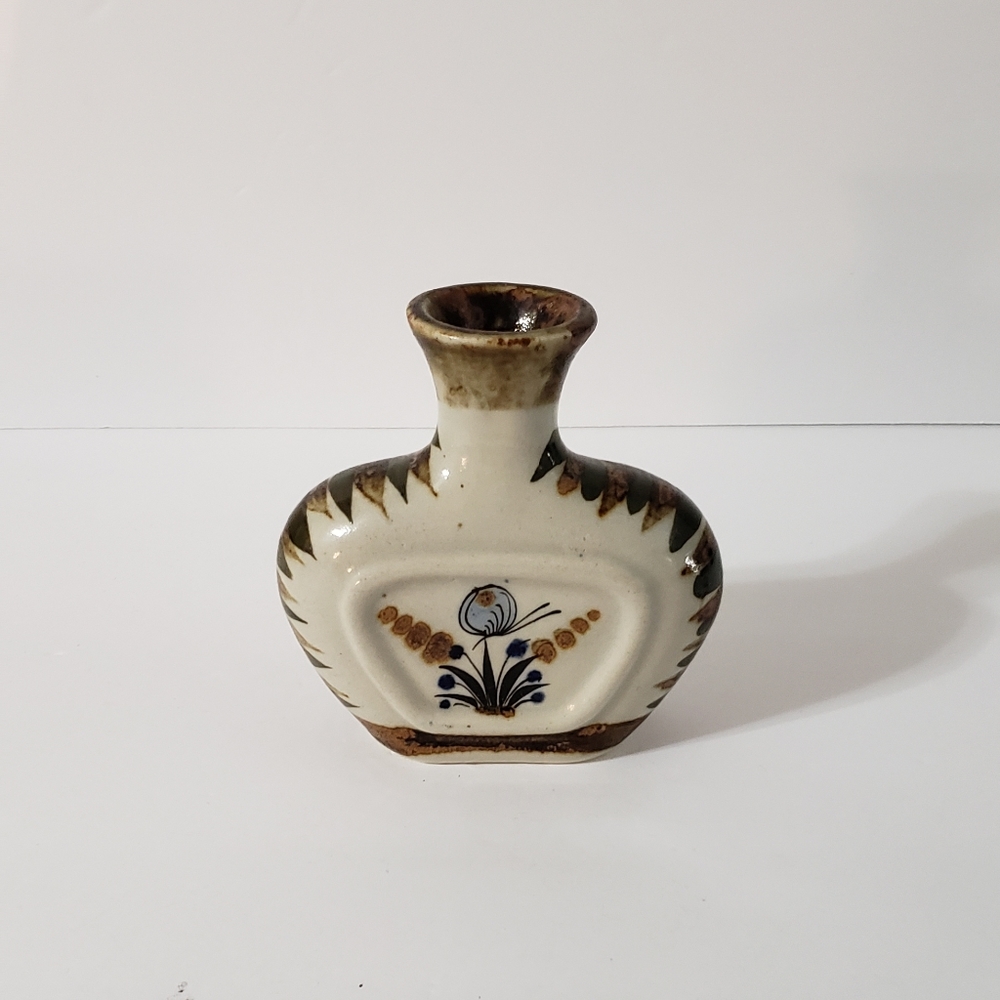 Tonala Mexico Pottery Vase Butterfly Flowers - Picture 2 of 13